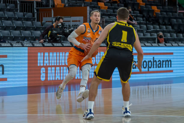 国家队精神 国家队精神