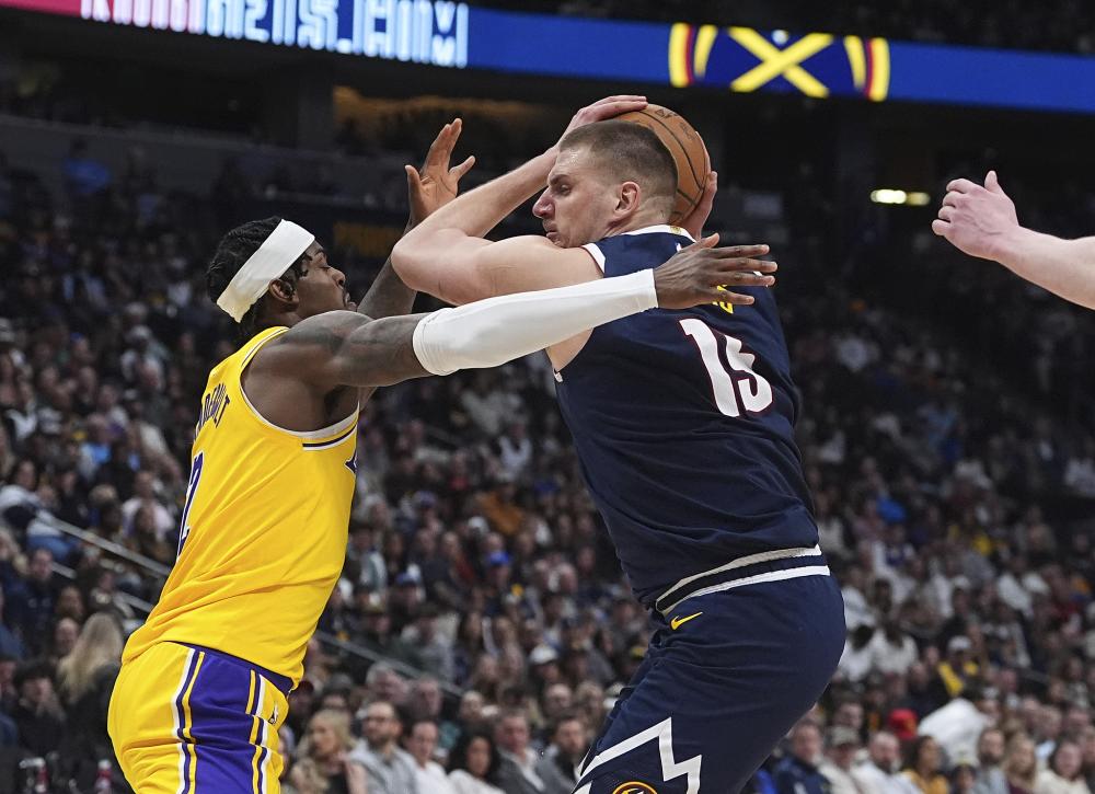 和批评中坚 和批评中坚