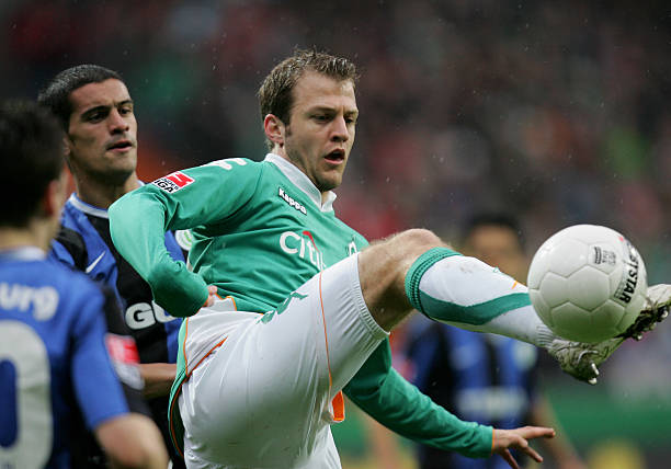 足球报：足协为郜林举办国家队退役仪式 为国出战109场打进22球